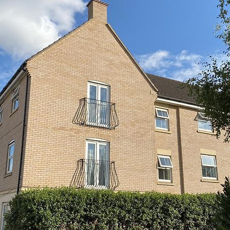 Apartamento Modern Penthouse Wellingborough Exterior foto